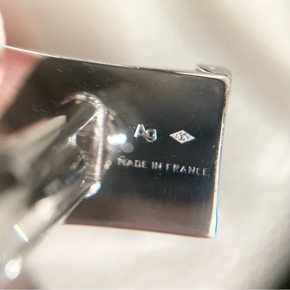 Louis Vuitton sterling silver trunk onyx cuff links in case - Picture 4 of 17